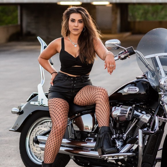 Meet your Posher, Throttle - Picture 1 of 1